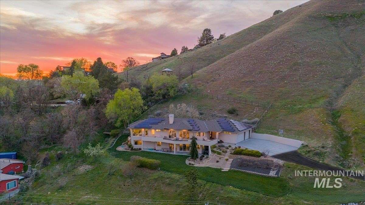 4.52 Acres of Land with Home for Lease in Boise, Idaho