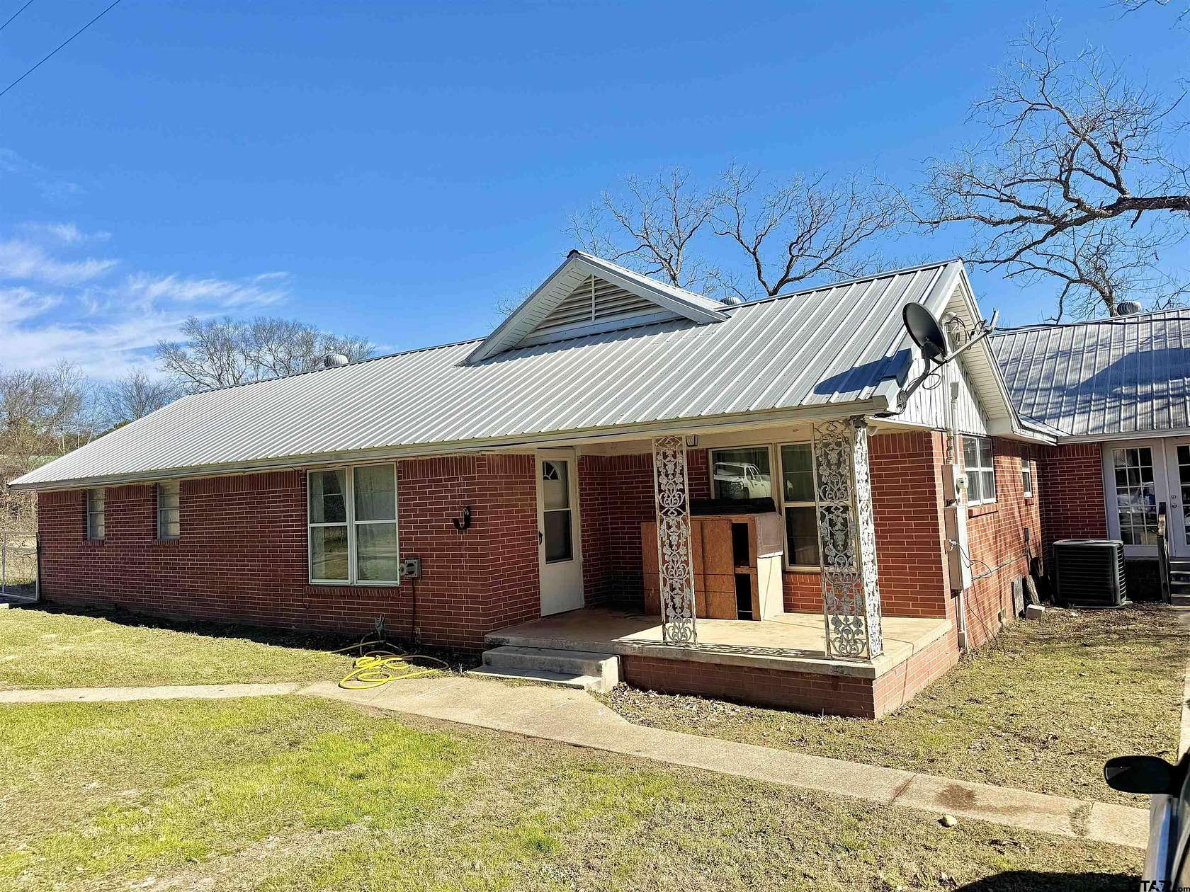 10 Acres of Land with Home for Sale in Hawkins, Texas