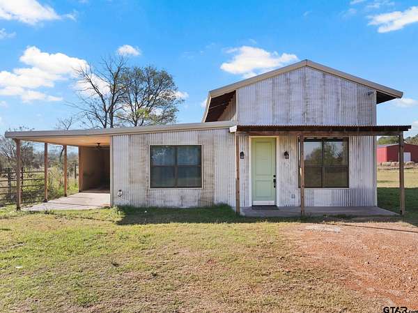 3.33 Acres of Land with Home for Sale in Mount Pleasant, Texas