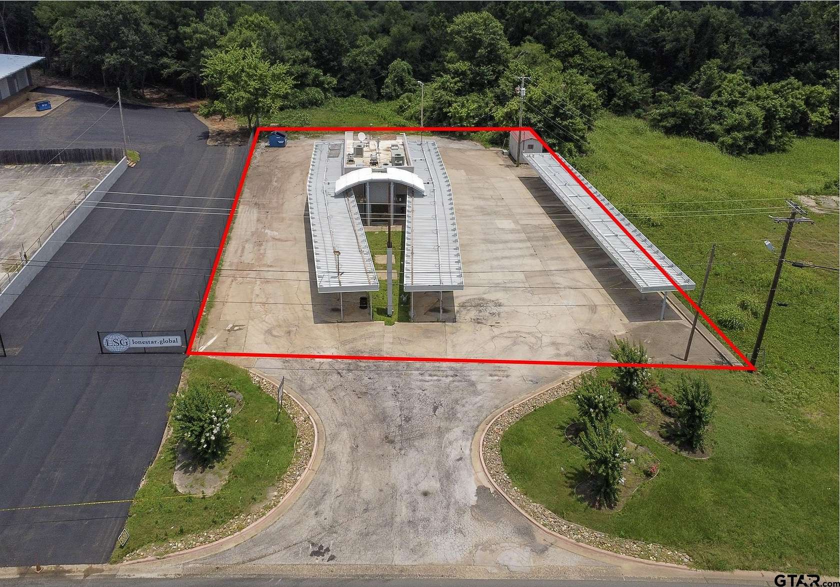 0.56 Acres of Commercial Land for Sale in Henderson, Texas