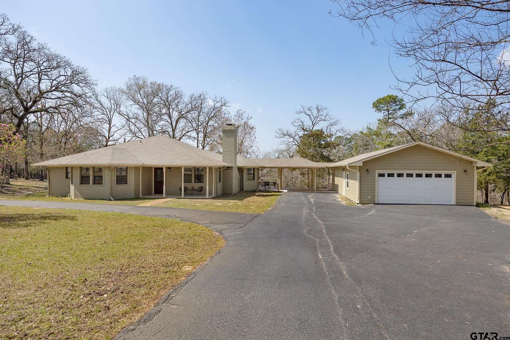 10 Acres of Land with Home for Sale in Frankston, Texas