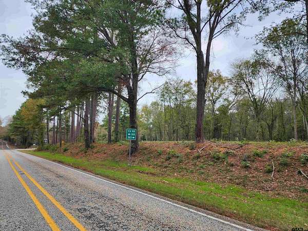 3.15 Acres of Land for Sale in Winona, Texas