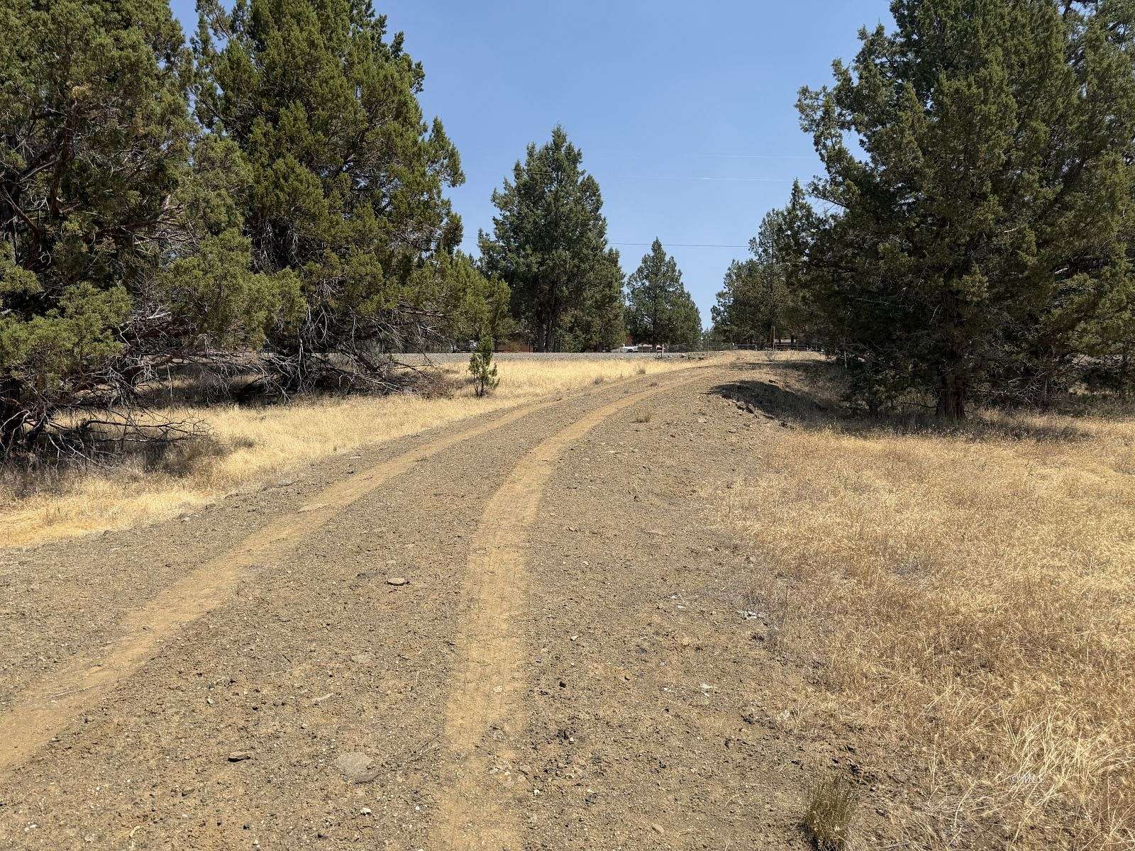 1.47 Acres of Residential Land for Sale in Alturas, California