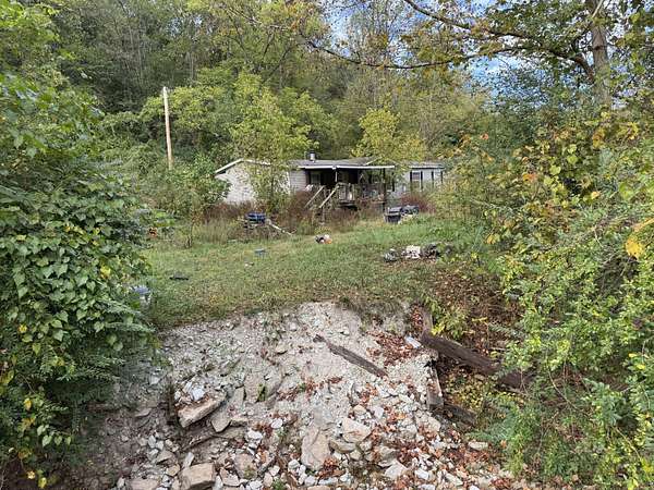 1.9 Acres of Residential Land for Sale in St. Albans, West Virginia
