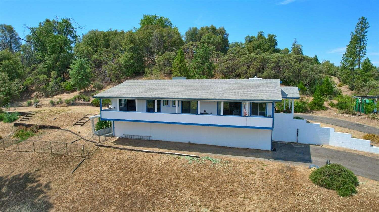 2.13 Acres of Land with Home for Sale in Mariposa, California