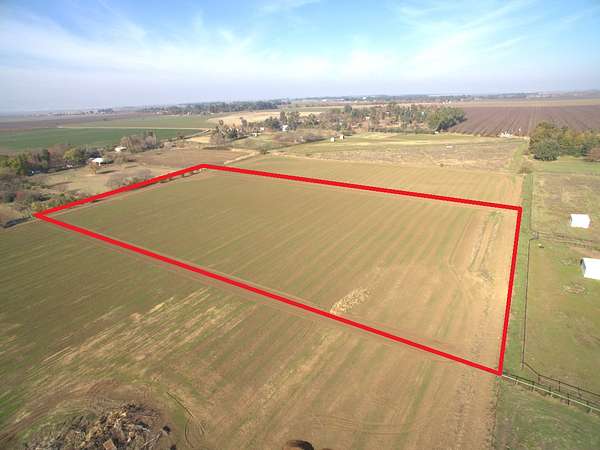 5.7 Acres of Agricultural Land for Sale in Davis, California