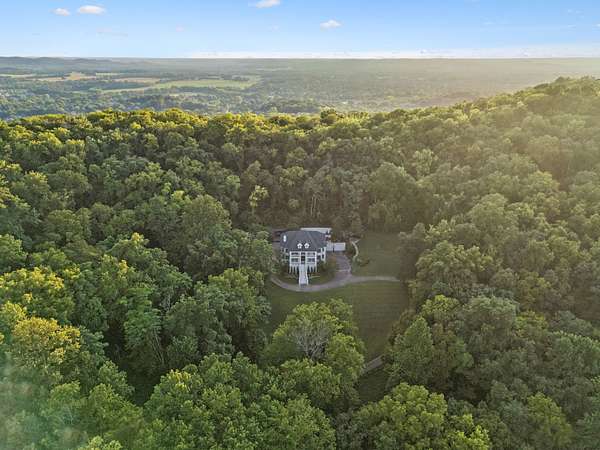 20.7 Acres of Recreational Land with Home for Sale in Franklin, Tennessee