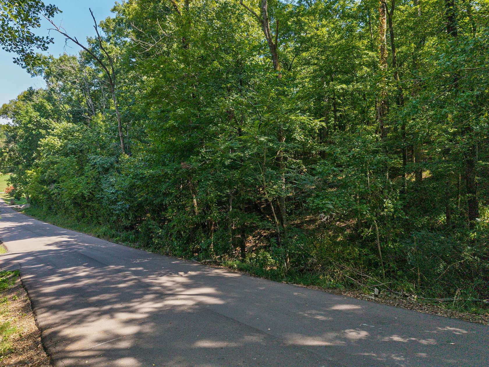 2 Acres of Residential Land for Sale in Fayetteville, Tennessee