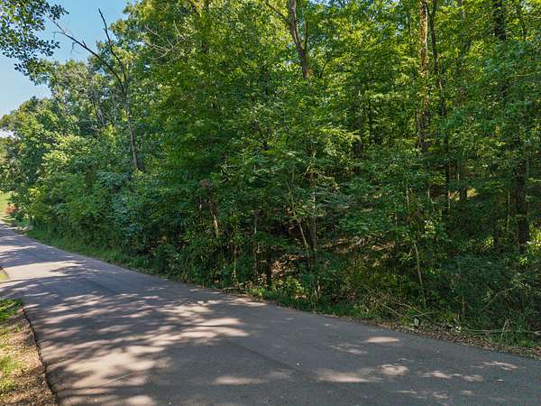 2 Acres of Residential Land for Sale in Fayetteville, Tennessee