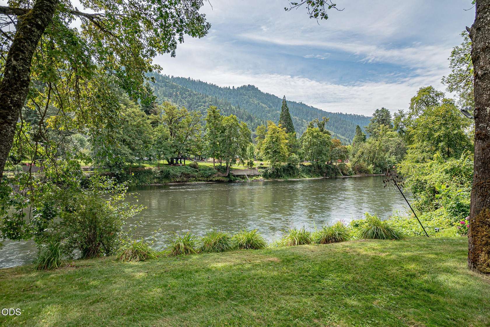 1.57 Acres of Land for Sale in Rogue River, Oregon