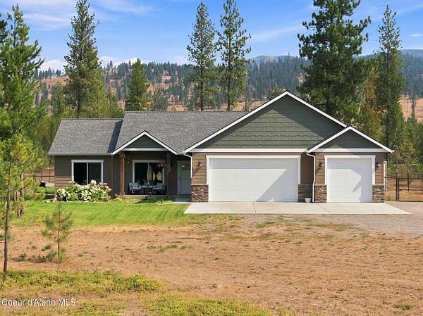 4.55 Acres of Land with Home for Sale in Blanchard, Idaho