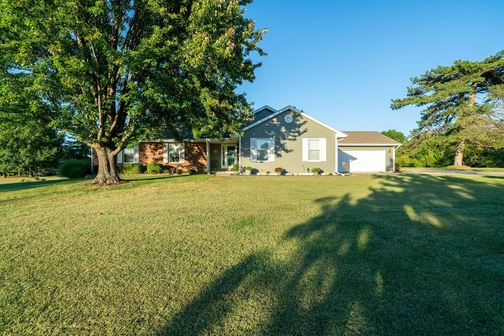 2.5 Acres of Land with Home for Sale in Hallsville, Missouri