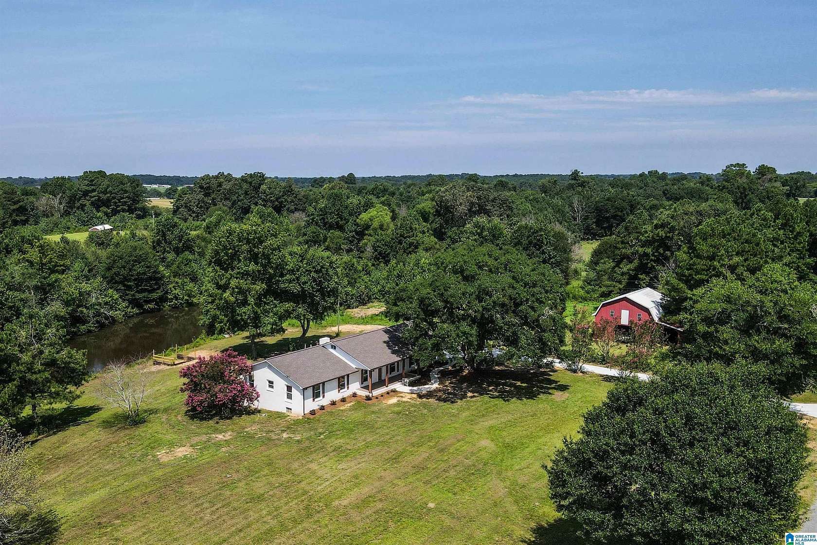 7.34 Acres of Land with Home for Sale in Crossville, Alabama
