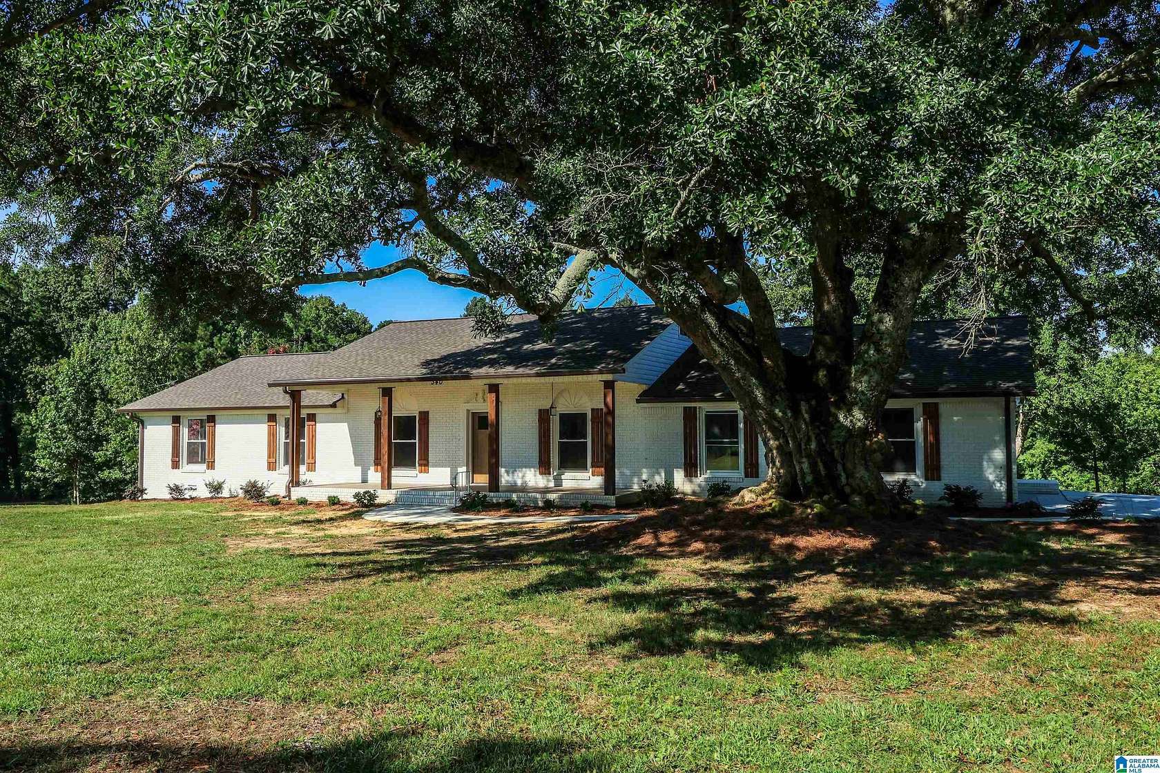7.34 Acres of Land with Home for Sale in Crossville, Alabama