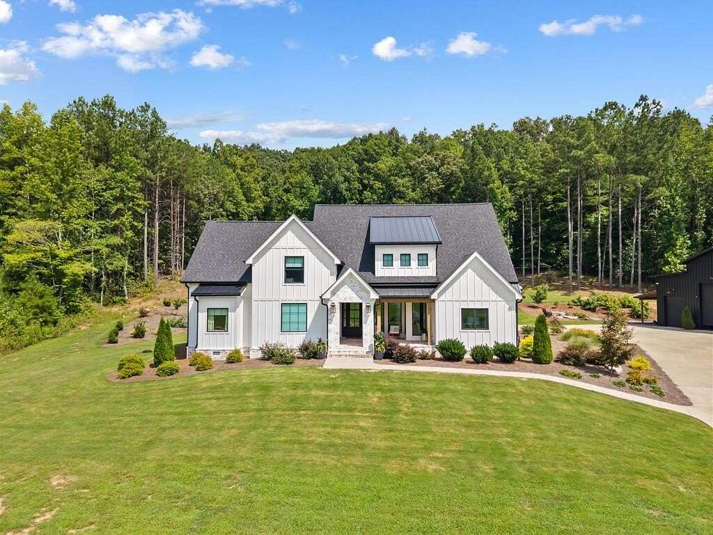 13.9 Acres of Land with Home for Sale in Rocky Face, Georgia