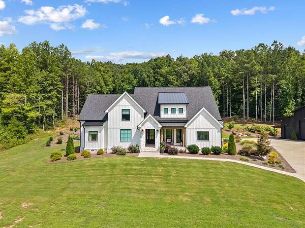 13.9 Acres of Land with Home for Sale in Rocky Face, Georgia