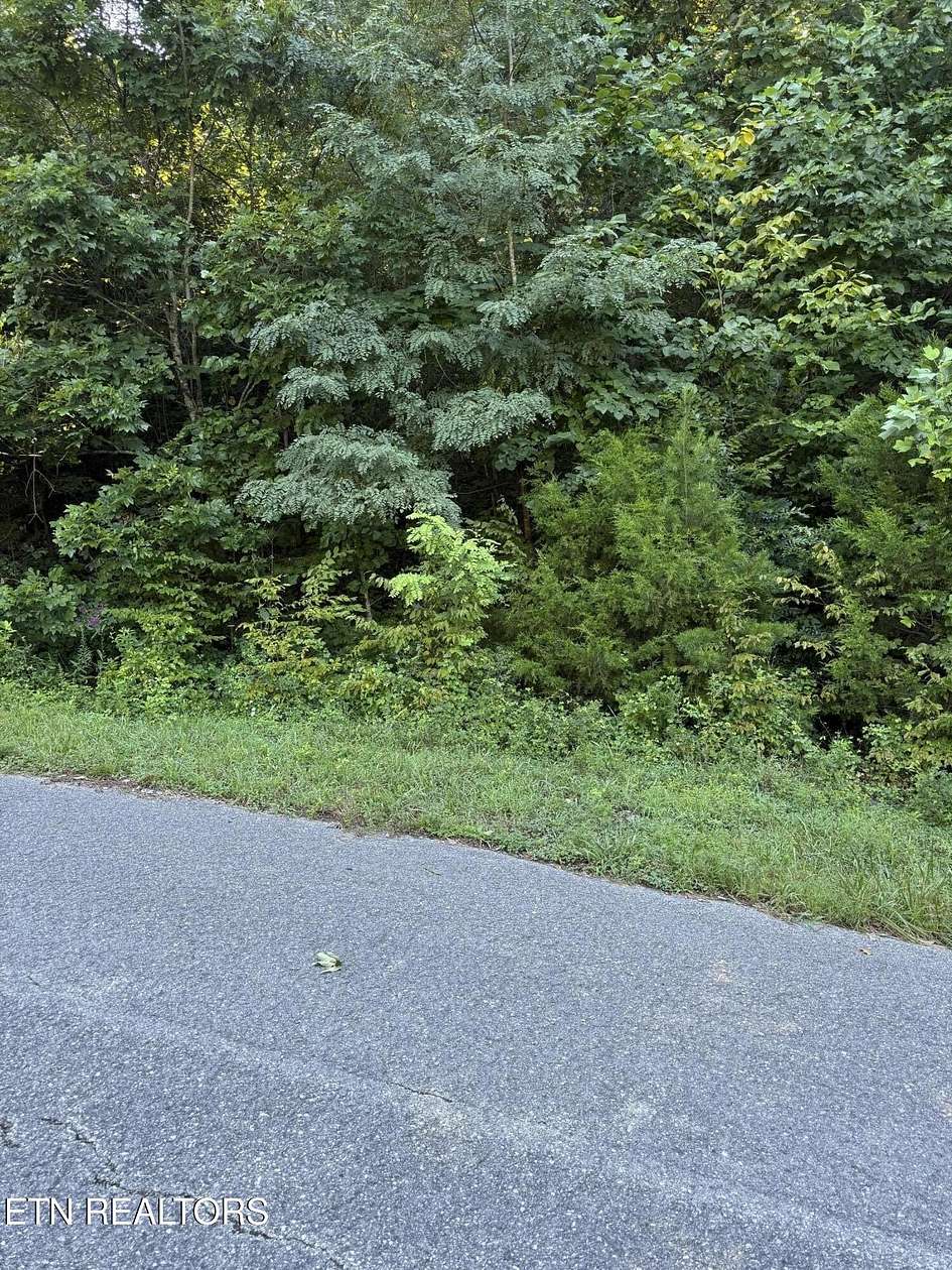 1.83 Acres of Residential Land for Sale in Sharps Chapel, Tennessee
