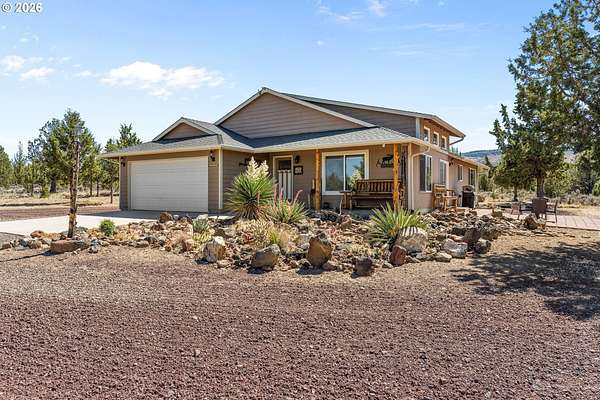 10 Acres of Land with Home for Sale in Prineville, Oregon