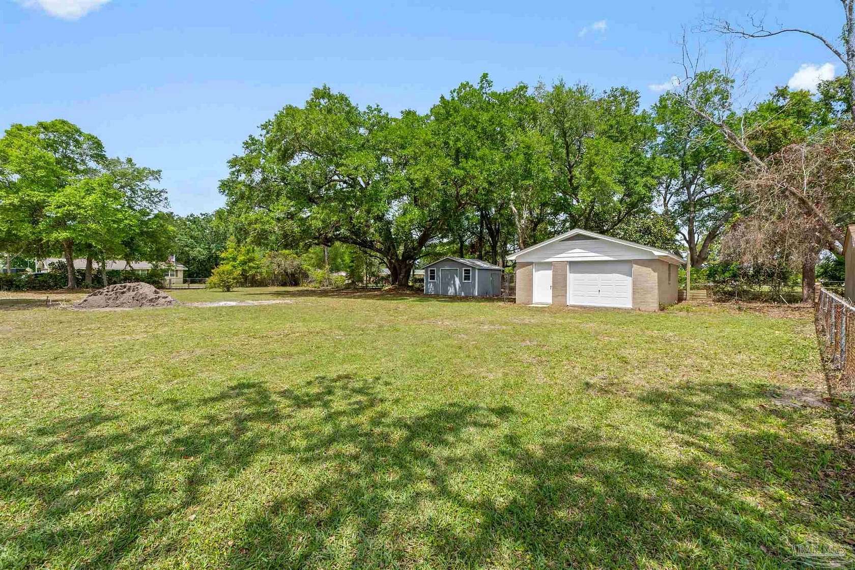 0.31 Acres of Land for Sale in Pensacola, Florida