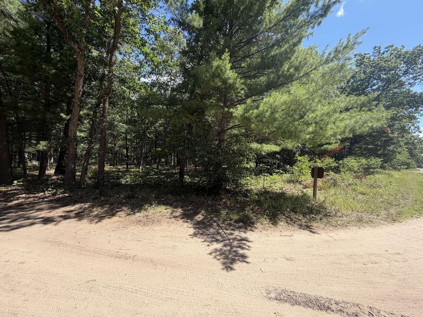 0.28 Acres of Land for Sale in Baldwin, Michigan