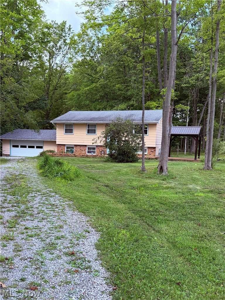 1.5 Acres of Land with Home for Sale in Ravenna, Ohio