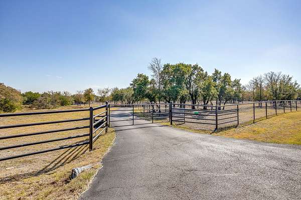 12.7 Acres of Land with Home for Sale in Aledo, Texas