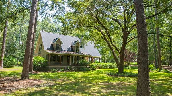 4 Acres of Land with Home for Sale in Cairo, Georgia
