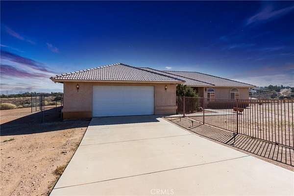 1.7 Acres of Land with Home for Sale in Oak Hills, California