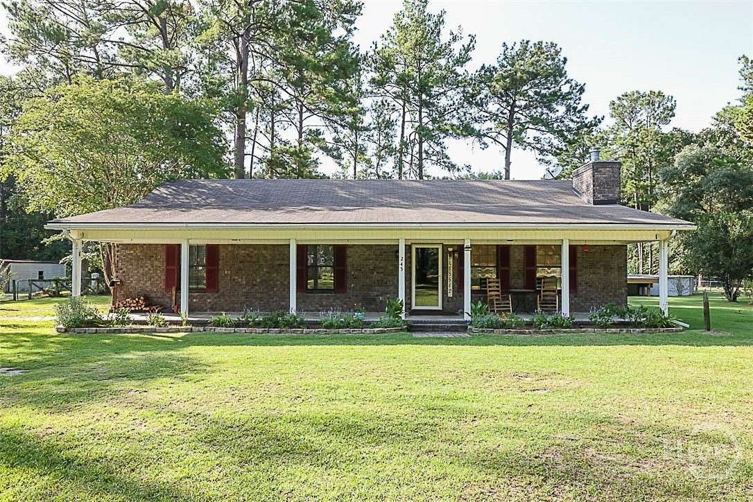 11 Acres of Recreational Land with Home for Sale in Guyton, Georgia