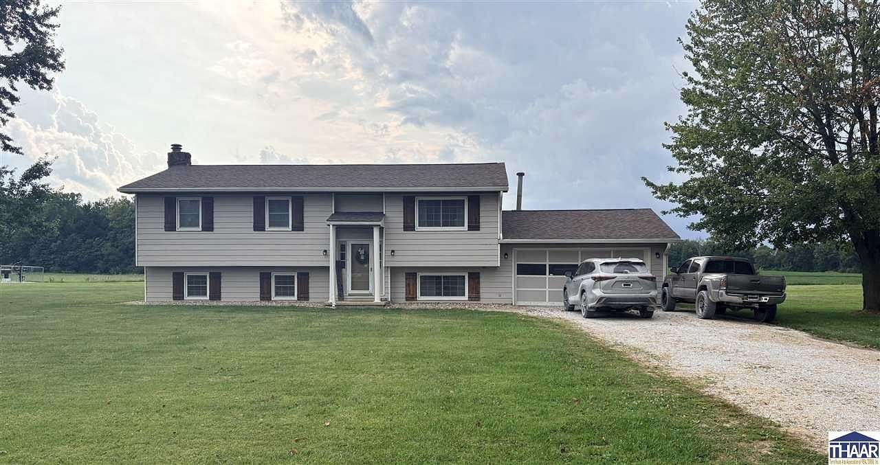 6.4 Acres of Land with Home for Sale in Jasonville, Indiana