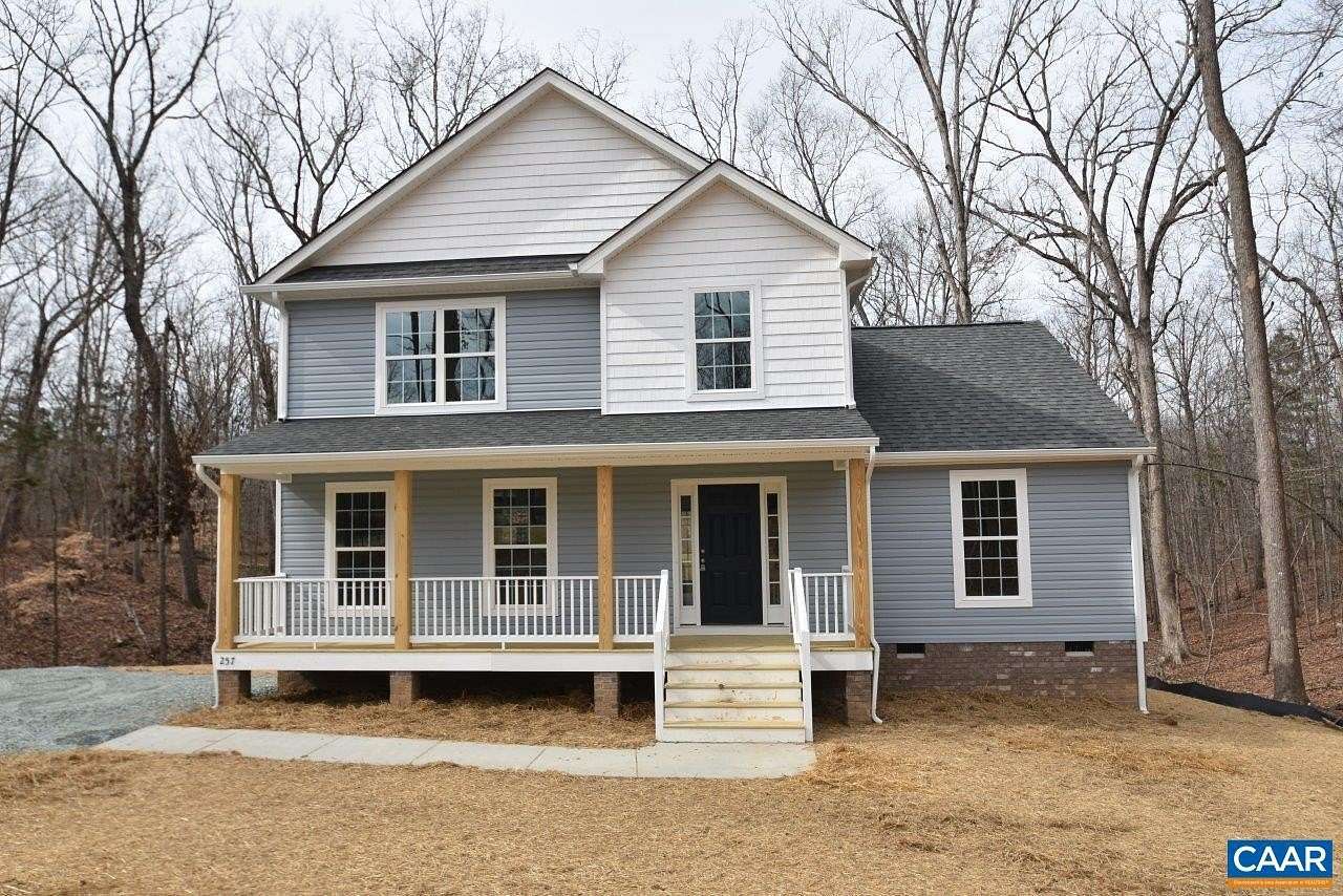 1.79 Acres of Land with Home for Sale in Louisa, Virginia
