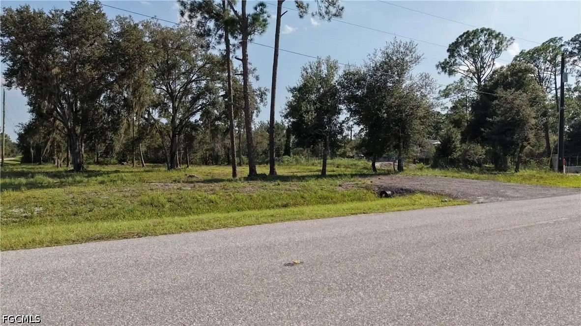 1.25 Acres of Residential Land for Sale in Clewiston, Florida