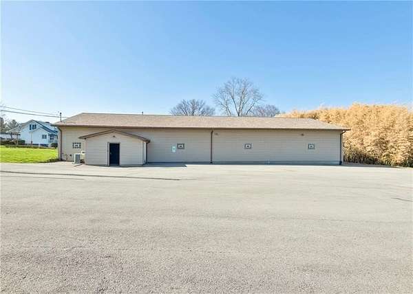 1.55 Acres of Mixed-Use Land for Lease in Belle Vernon, Pennsylvania