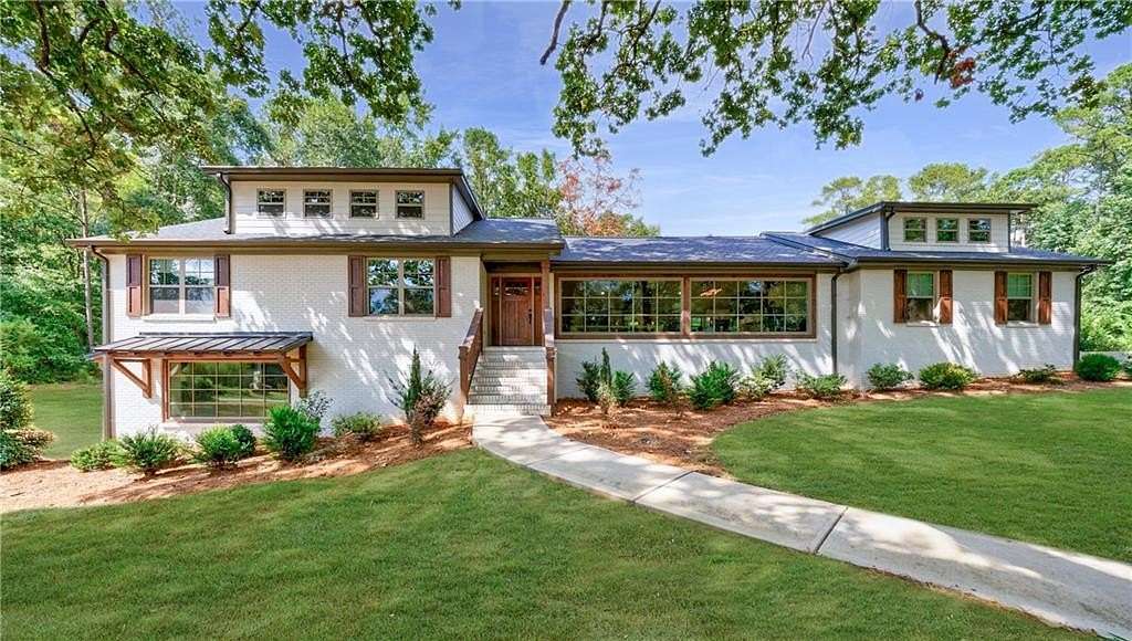 2.4 Acres of Land with Home for Lease in Palmetto, Georgia