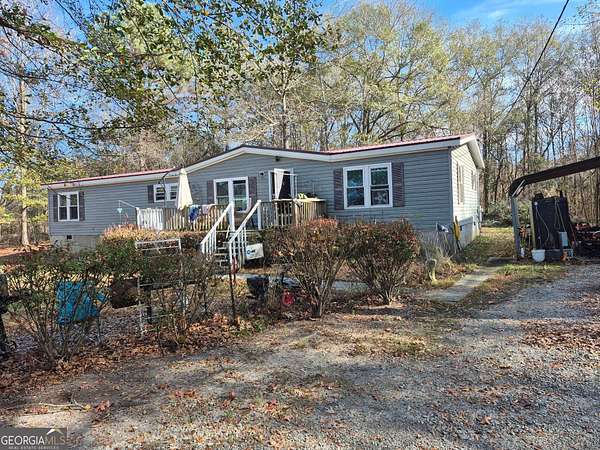 1.53 Acres of Land with Home for Sale in Canon, Georgia