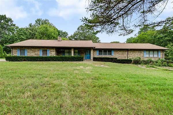 3.85 Acres of Land with Home for Sale in Lakeview, Arkansas