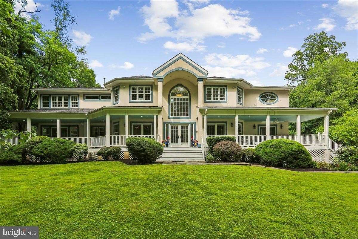 2 Acres of Land with Home for Sale in Potomac, Maryland