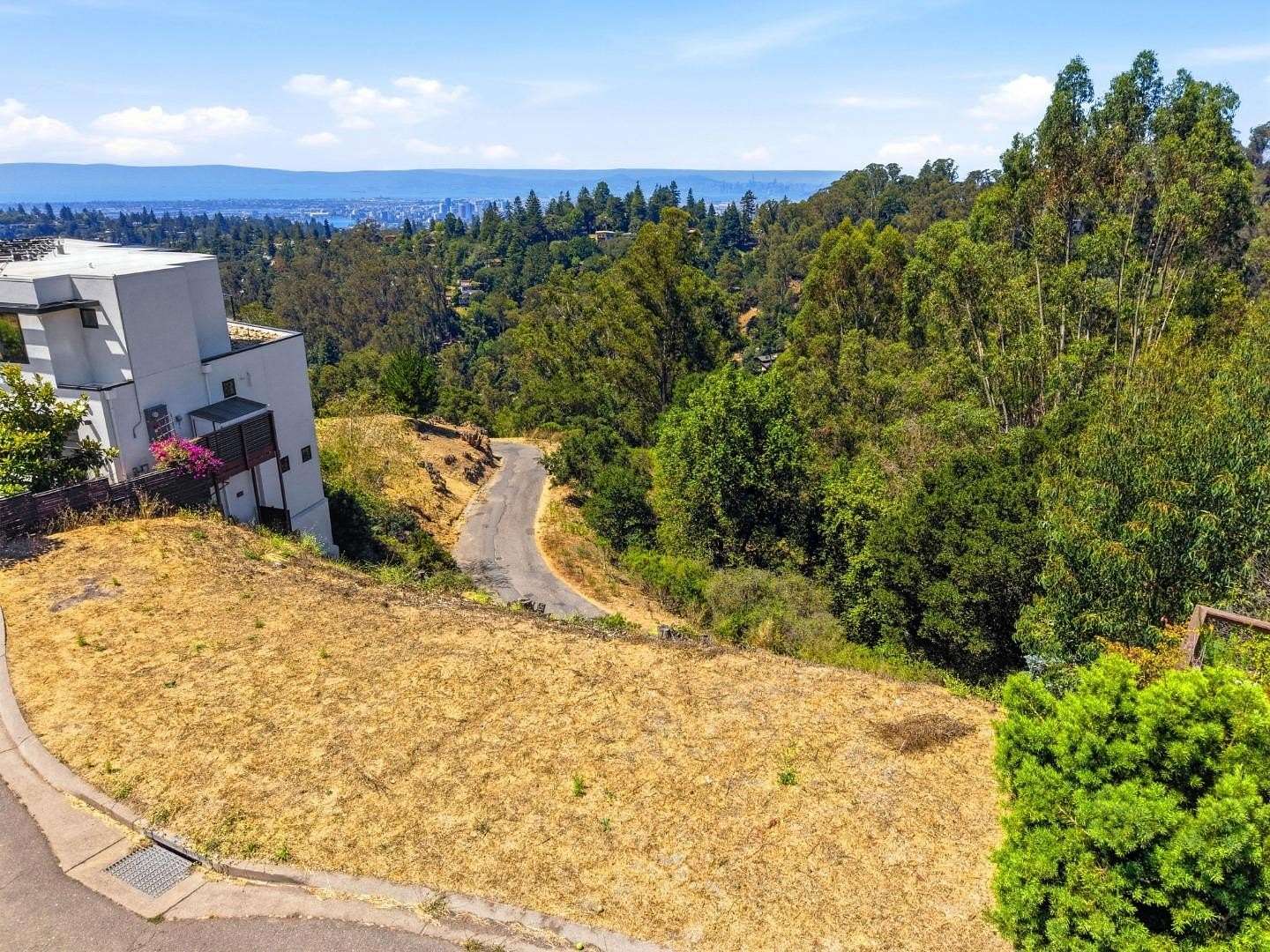 0.13 Acres of Residential Land for Sale in Oakland, California