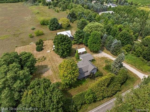 15 Acres of Land with Home for Sale in Centerville Township, Michigan