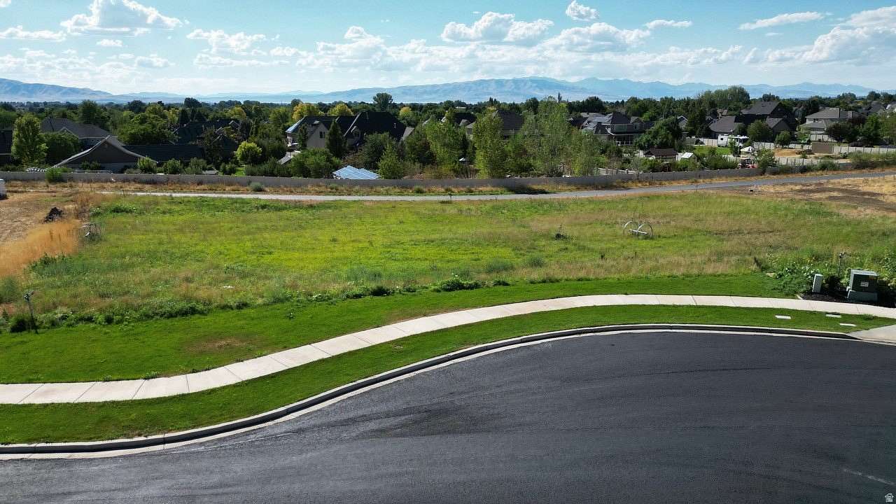 1 Acre of Residential Land for Sale in Mapleton, Utah