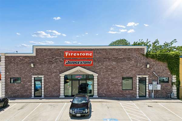 2 Acres of Commercial Land for Sale in Dallas, Texas