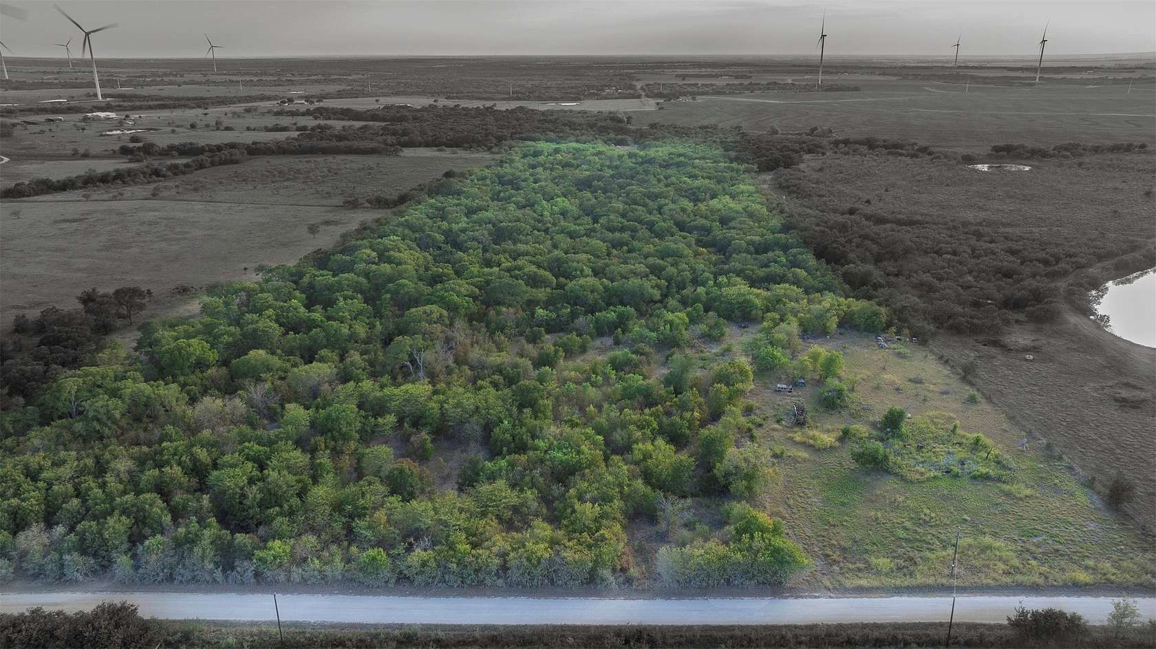 27 Acres of Land for Sale in Mount Calm, Texas