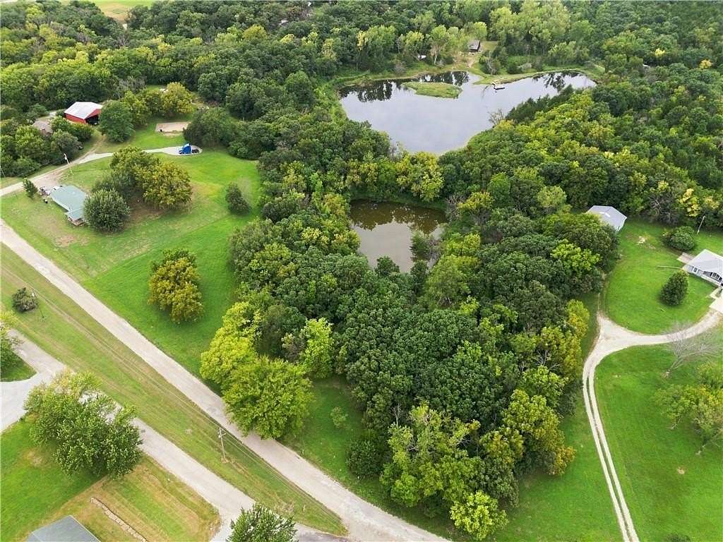 3.7 Acres of Residential Land for Sale in Ozawkie, Kansas
