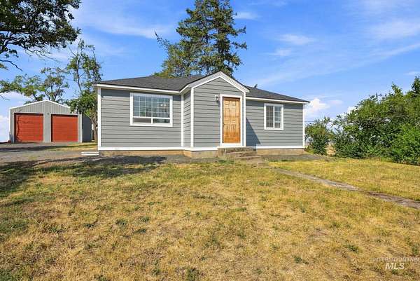 2.2 Acres of Land with Home for Sale in Kendrick, Idaho