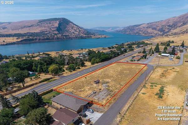 1 Acre of Residential Land for Sale in Lyle, Washington