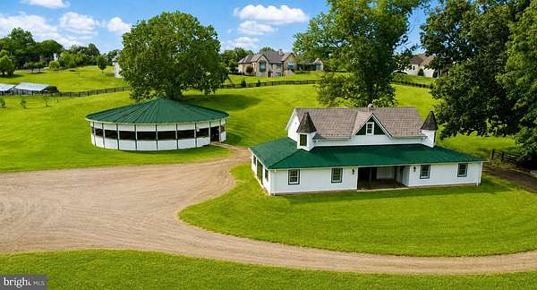 8.7 Acres of Residential Land for Sale in Warrenton, Virginia