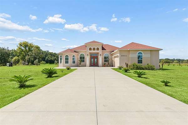 3.2 Acres of Land with Home for Sale in Plant City, Florida