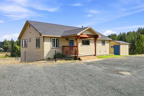 4.4 Acres of Land with Home for Sale in Davenport, Washington