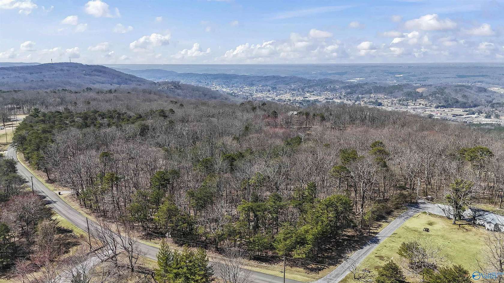 5 Acres of Residential Land for Sale in Fort Payne, Alabama
