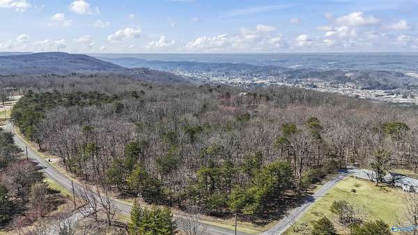 5 Acres of Residential Land for Sale in Fort Payne, Alabama